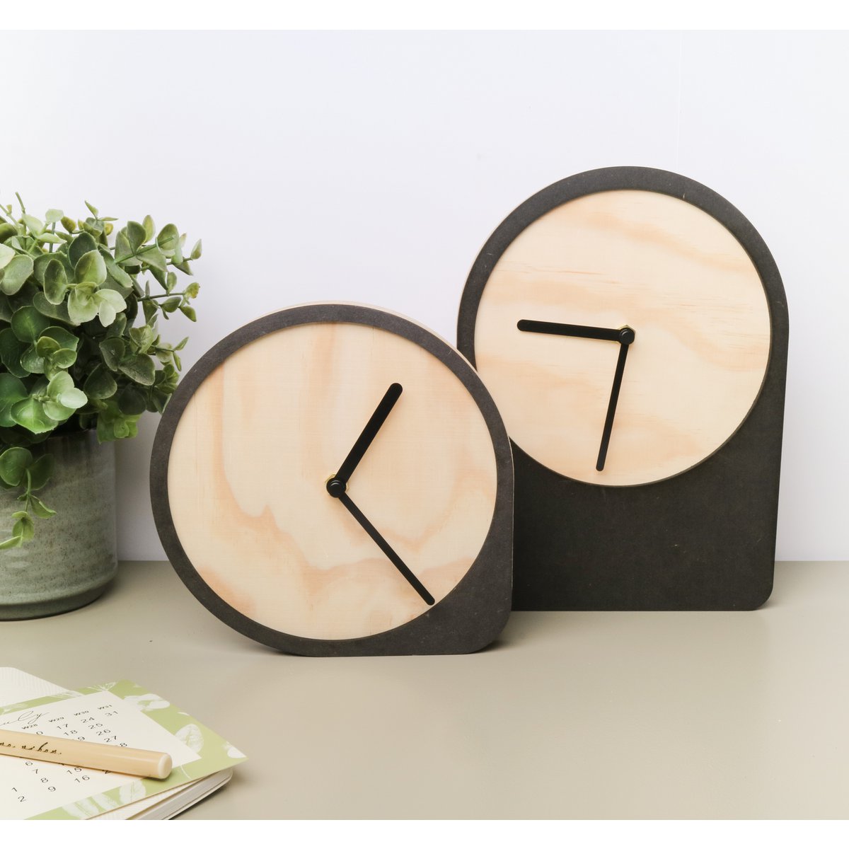 Arch Clock