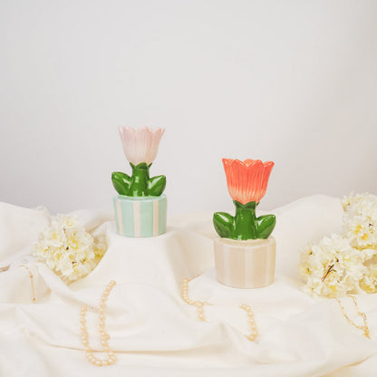Kaarsenhouder - Tulip - steengoed zand/oranje- 9x8,5x17,5 cm