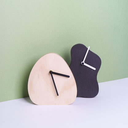 Wobbly Clock