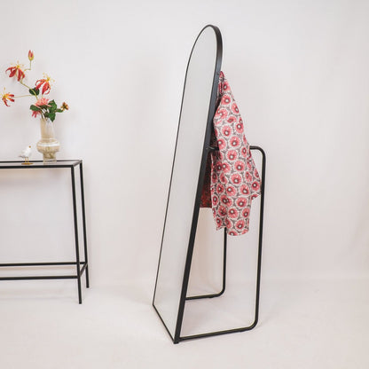 Spiegel - Passpiegel+Kledingrek - Metaal - Zwart - 45x43x150cm